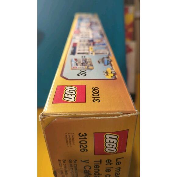 LEGO CREATOR: Bike Shop & Cafe (31026) - Picture 4 of 10